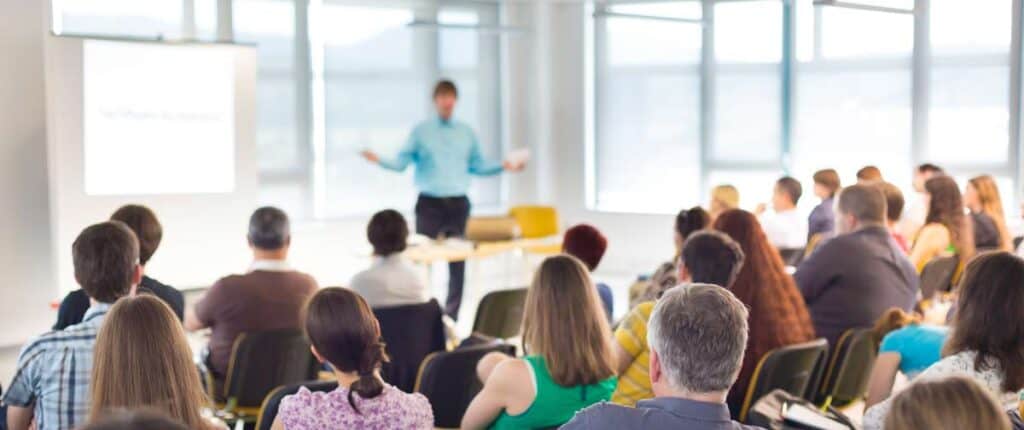 caracteristicas de la capacitacion docente